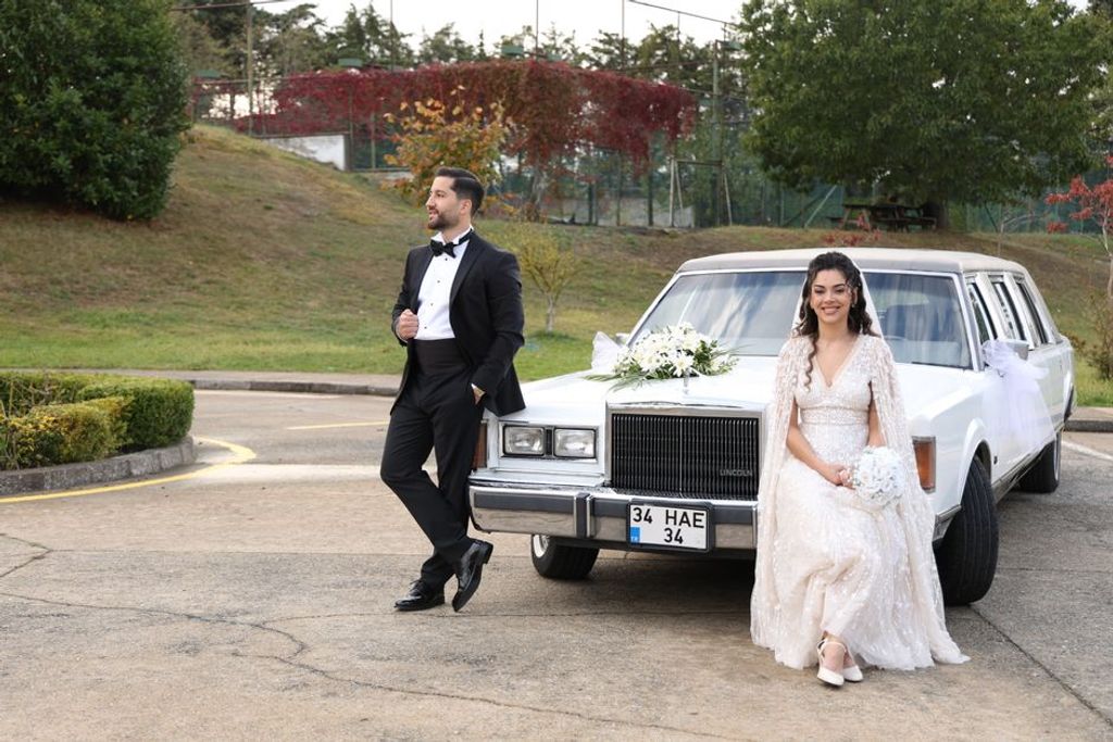 wedding limousine